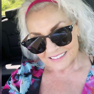 Meet your Posher, Freida